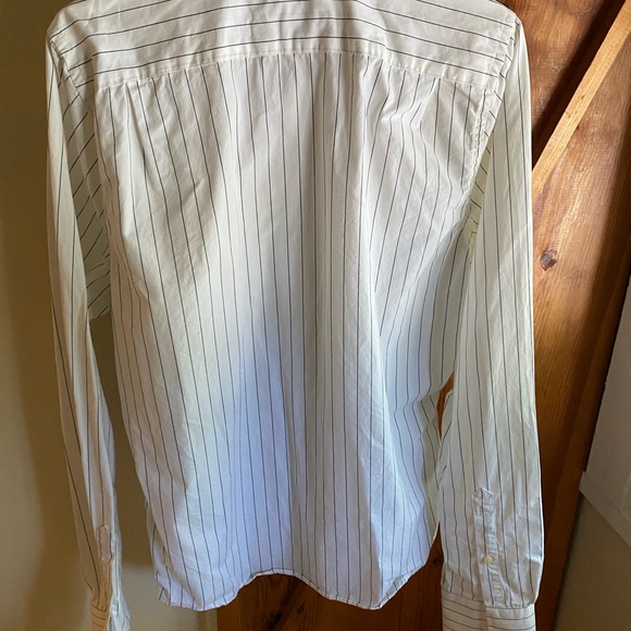 Abercrombie & Fitch muscle fit button down - Picture 3 of 3